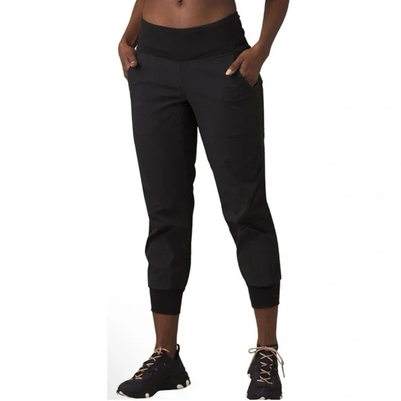 prAna Summit Joggers Black Size Medium Women’s Active Hiking Pants Athleisure - Picture 1 of 12